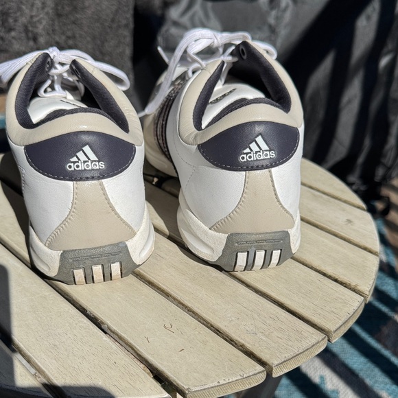 Adidas Ladies Golf Shoes 9.5 - Picture 8 of 9